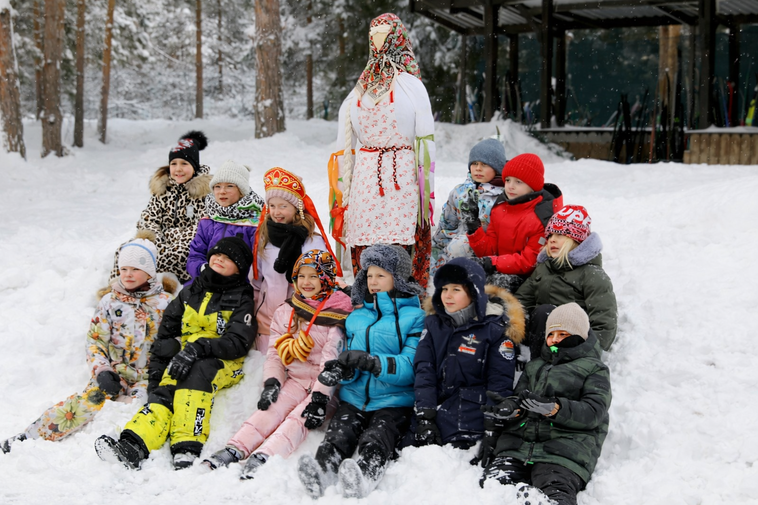 «Широкая масленица» — яркое завершение второго триместра